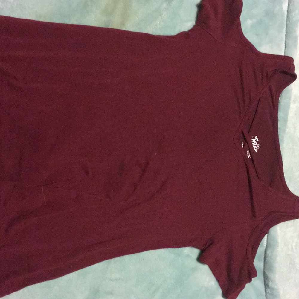 I’m selling a cold shoulder top